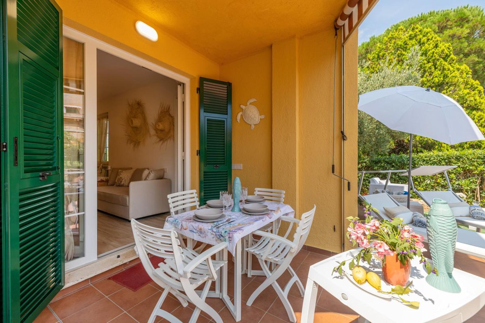Isabel Beach And Bike Finale Ligure Exterior photo