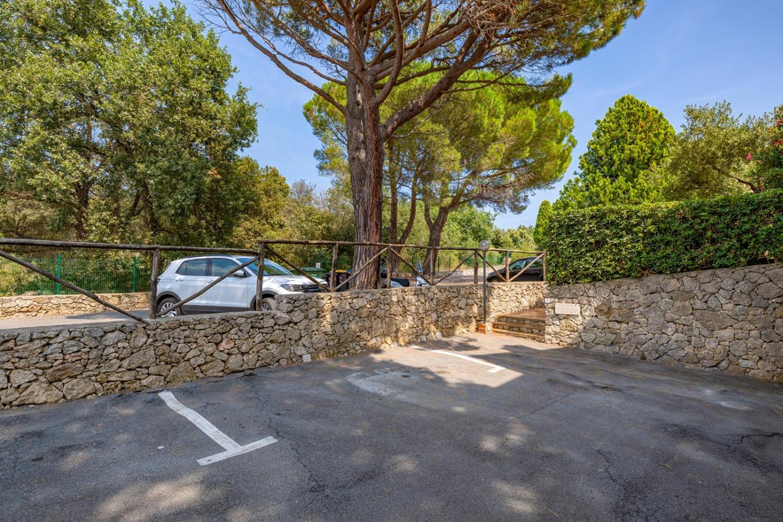 Isabel Beach And Bike Finale Ligure Exterior photo
